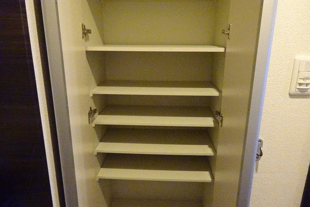 ル・スリールの収納|シューズボックス