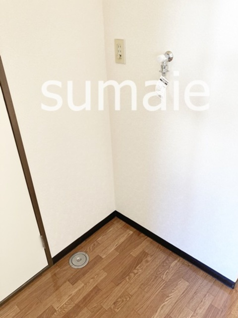 メゾンドールのその他|室内洗濯機置き場。