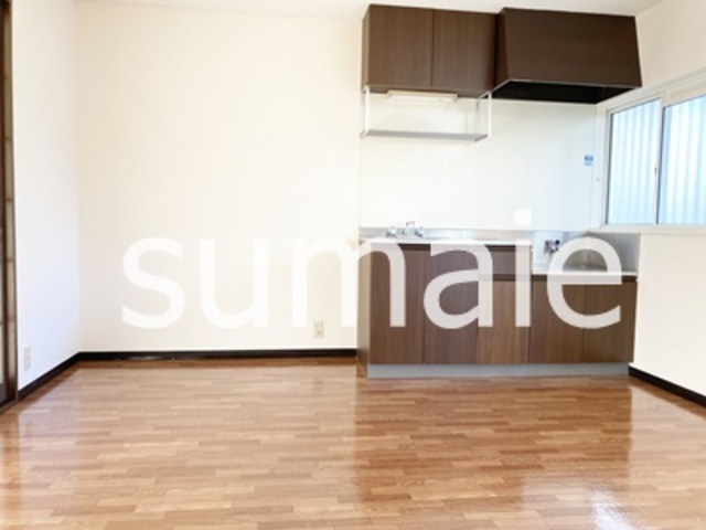 メゾンドールの居間・リビング|ダイニングルーム。