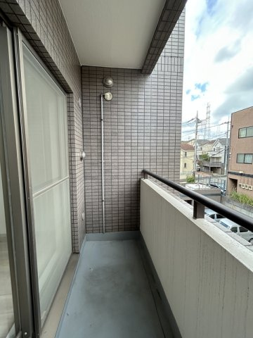 ジュネスあかね台のバルコニー