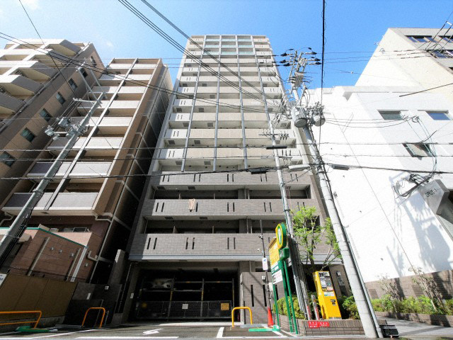 レジディア京町堀の外観