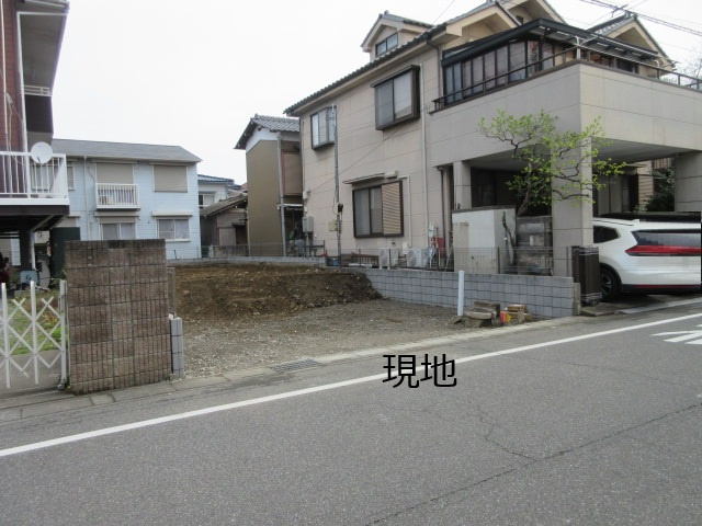 【仲介手数料無料】新築戸建　熊谷市月見町1-57（全1棟）の前面道路含む現地写真