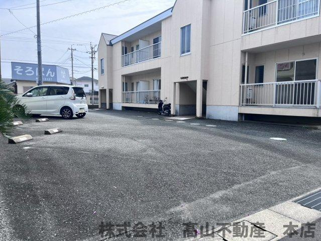 第二コーポ安部の駐車場