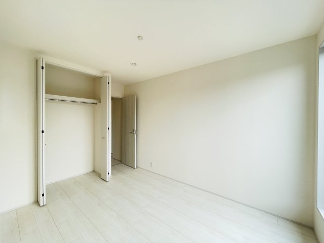 【寝室】 | 熊谷市月見町第3　LiveleGarden.s    新築戸建　全1棟　1号棟
