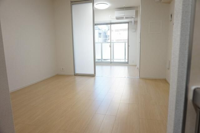 ケヤキグランデⅠの居間・リビング