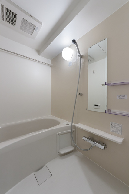 Ｂｒｅｅｚｅ横浜公園の浴室|※写真は同タイプ住戸です。