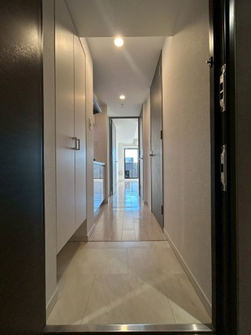 S-RESIDENCE谷町五丁目の玄関