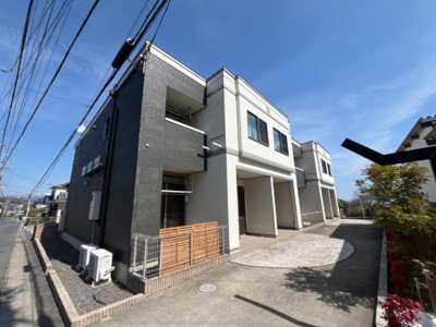 【外観】 | フォレストパレス | 外観写真（昼）