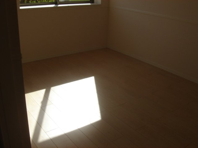 【内装】 | ＳＵＮ　ＢＲＩＤＧＥ　ＫＡＲＡＳＡＫＩ | 室内