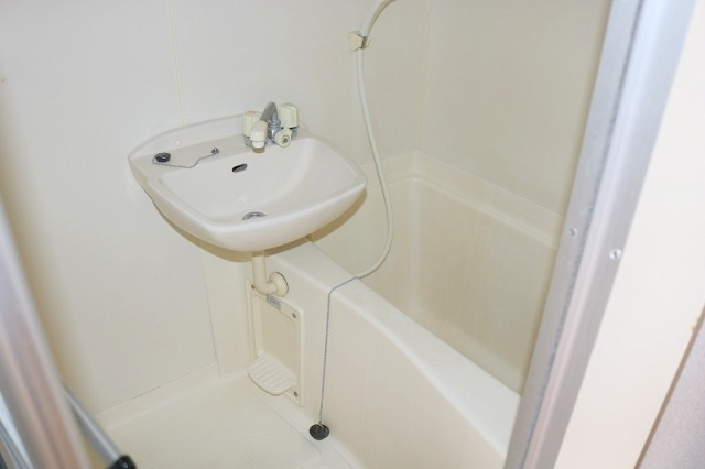 Wing STKの浴室