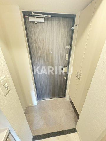 リヴェント玉造の玄関
