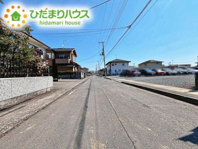 【前面道路含む現地写真】 | 水戸市浜田1期　新築戸建　1号棟 | 閑静な住宅地なので、静かな環境で暮らしやすいですね。