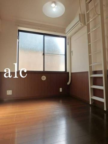 アーバンプレイス早稲田Ｂの居間・リビング|使いやすいリビングです