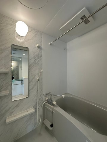 quador御器所BLANC　名古屋市賃貸　仲介手数料無料の浴室|同物件別部屋