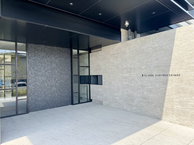 レ・ジェイド袋井駅前のロビー|マンション入り口になります。