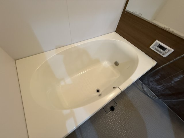 グランデージ池田栄本町の浴室