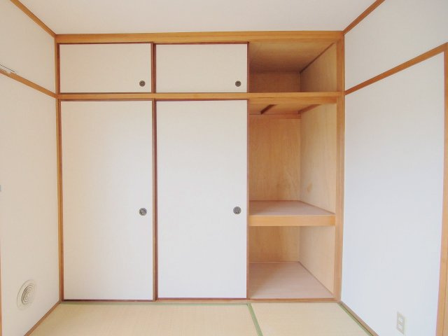 コーポ西山の収納