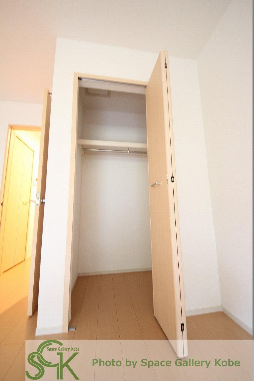 舞子坂ヒルズⅢの収納|※お部屋により仕様が異なる場合があります※