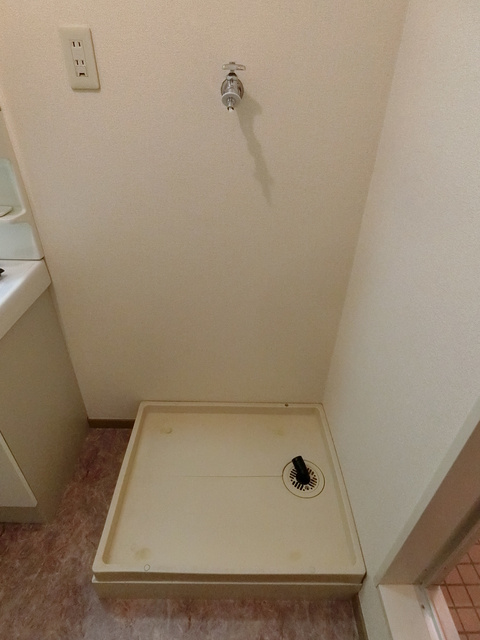 グランデックス上荻の洗面所|★洗濯機置き場★