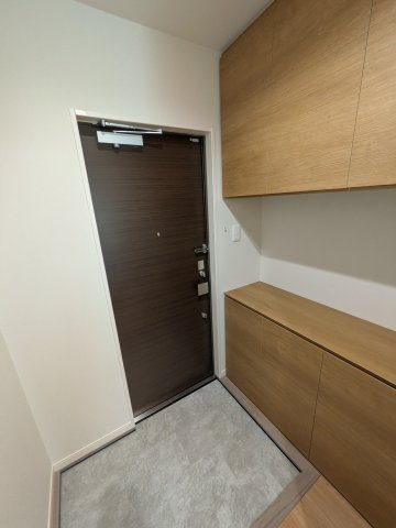 テラスハウス栗谷Ｃの玄関