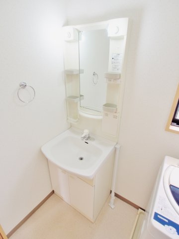 三浦アパートの独立洗面台
