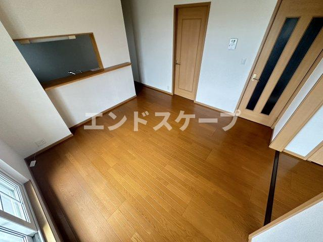 カスターニャＡの居間・リビング|高崎、前橋のお部屋探しはエンドスケープまで！お客様の理想お聞かせ下さい♪