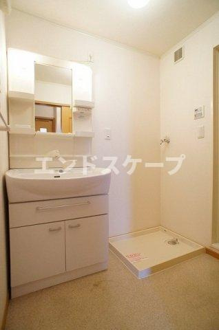 カスターニャＡの洗面所|高崎、前橋のお部屋探しはエンドスケープまで！お客様の理想お聞かせ下さい♪