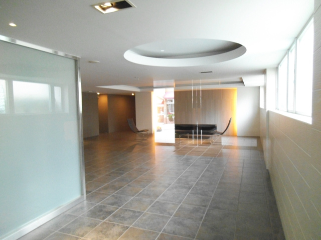 パークアクシス板橋のロビー|ゆとりのあるロビーです