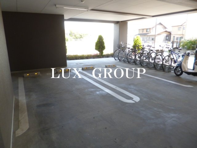 【駐車場】 | センチュリー善
