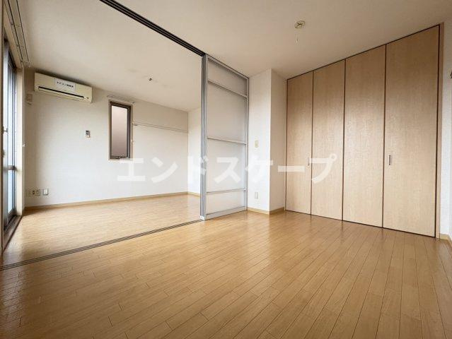 クレシェンテＢの洋室|高崎、前橋のお部屋探しはエンドスケープまで！お客様の理想お聞かせ下さい♪