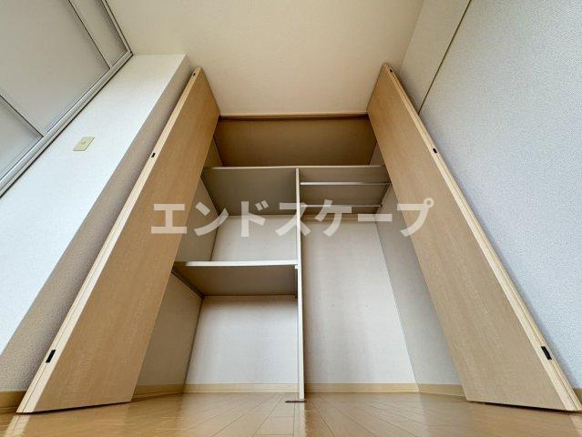 クレシェンテＢの収納|高崎、前橋のお部屋探しはエンドスケープまで！お客様の理想お聞かせ下さい♪