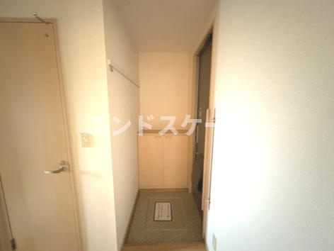 クレシェンテＢの玄関|高崎、前橋のお部屋探しはエンドスケープまで！お客様の理想お聞かせ下さい♪