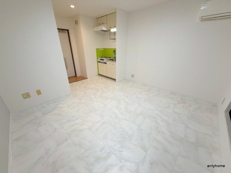 ビジタル高津　仲介手数料無料の洋室