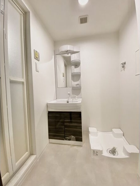 RESIDENCIA御器所の独立洗面台