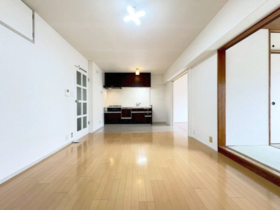 【居間・リビング】 | 南桜塚パークマンション