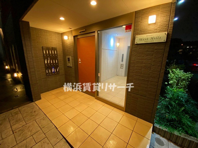 【エントランス】 | ウエストヒルズ