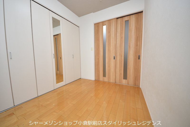 アルティザ小倉の寝室