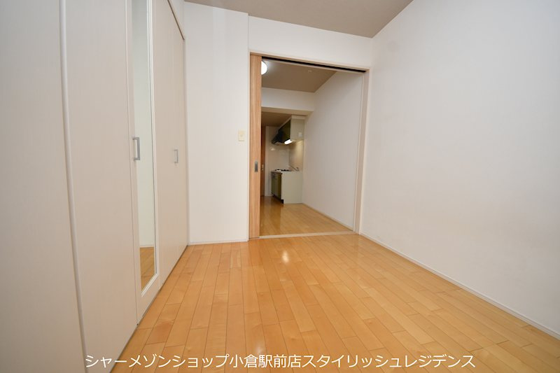 アルティザ小倉の寝室