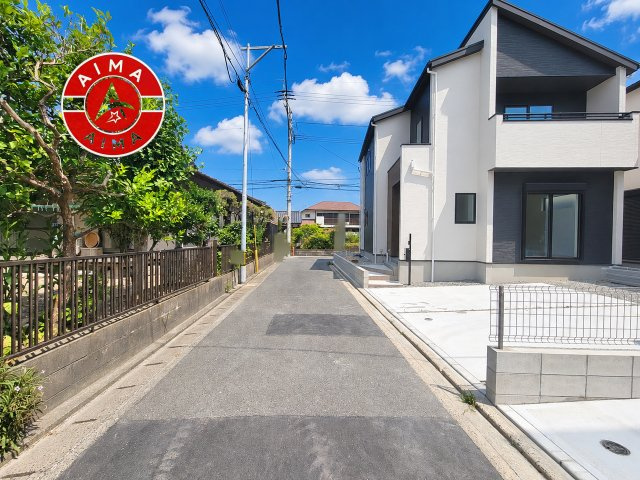 福岡市西区今宿2丁目第1-3棟（2号棟）の外観|前面道路含む現地の写真です。