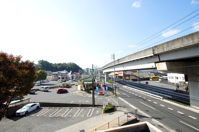 Ｖｉｌｌａ大原駅前の庭