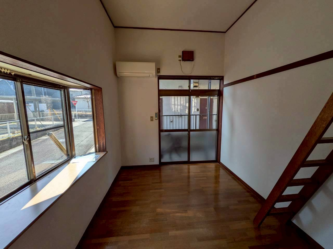 コーポルミネの居間・リビング