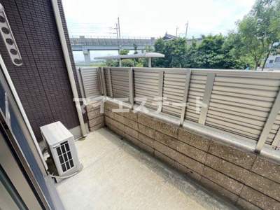 【バルコニー】 | サンビレッジ | 別部屋写真使用
