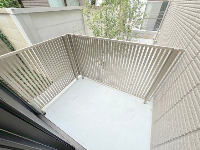 アルコーブ南荻窪のバルコニー