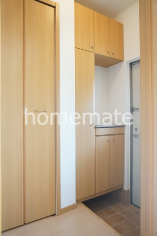 熊本市南区平田２丁目のアパートの玄関
