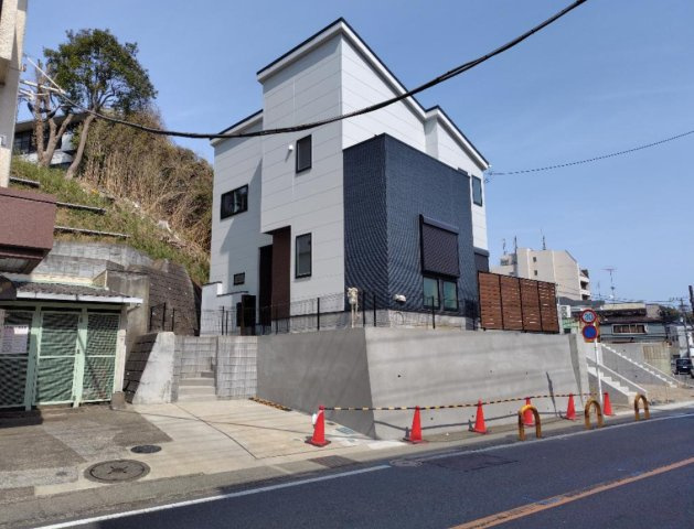 横浜市港南区下永谷5丁目 新築戸建て【仲介手数料無料】