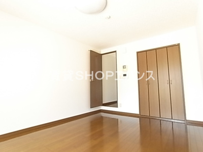 【寝室】 | アンプルールフェールコート