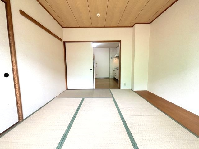 ワンズレジデンス羽曳ヶ丘の和室