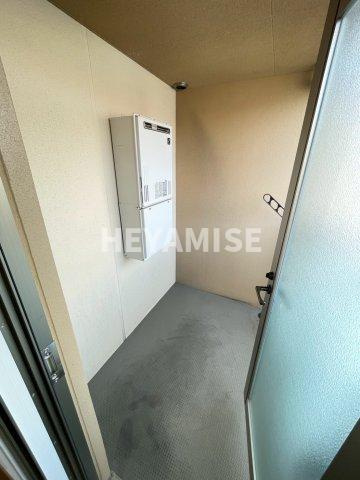 Apartment Grus Okamachiのバルコニー