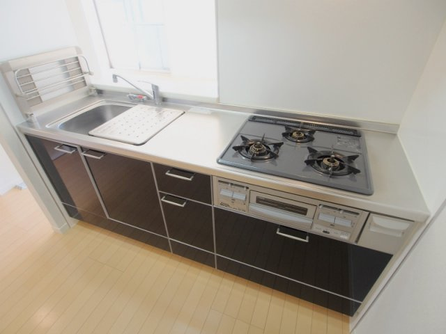 グランマスト春日野通りBのキッチン|※同じ間取りの別部屋のお写真です※