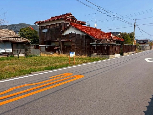 境港市外江町売土地①の前面道路含む現地写真|住宅・駐車場用地としていかがでしょうか。